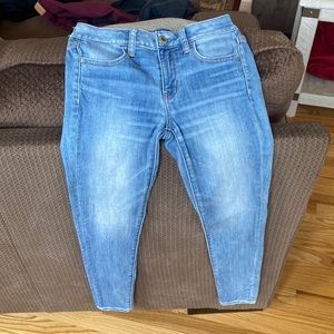 American eagle, super stretchy skinny jeans. Size 2. Light blue.